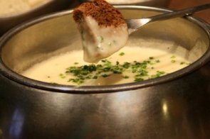 melting pot cheese fondue